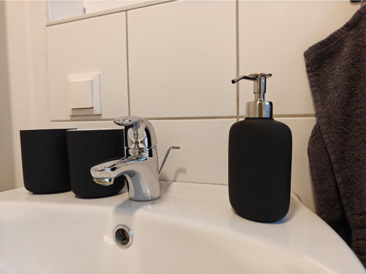 2Br Apartment, Parking, Wi-Fi, Tv In Berlin Karow Exterior photo